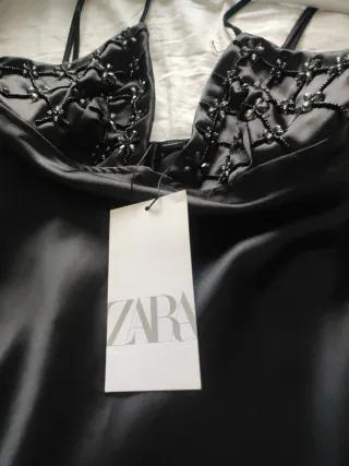 Vestido Zara Negro Satén con Abalorios Talla S