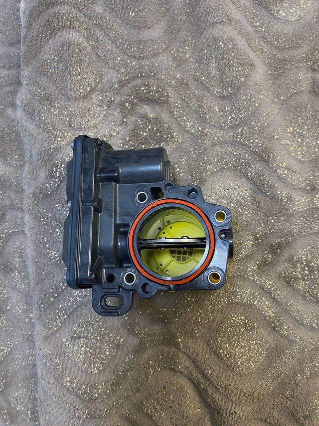 Cuerpo Aceleración Electrónico FoMoCo