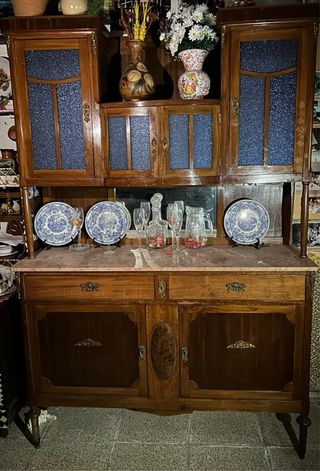 Aparador antiguo madera y mármol