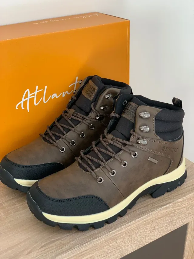 Botas hombre. Número 42