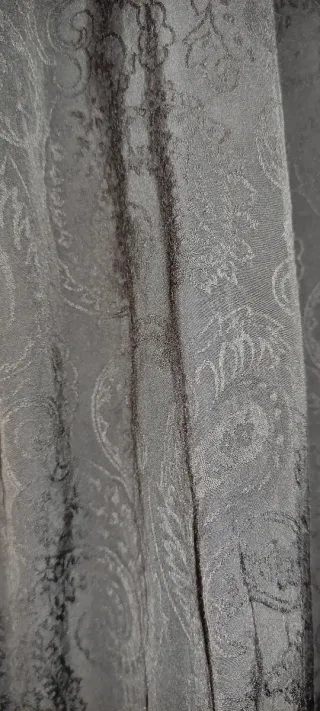 Falda marrón con detalles