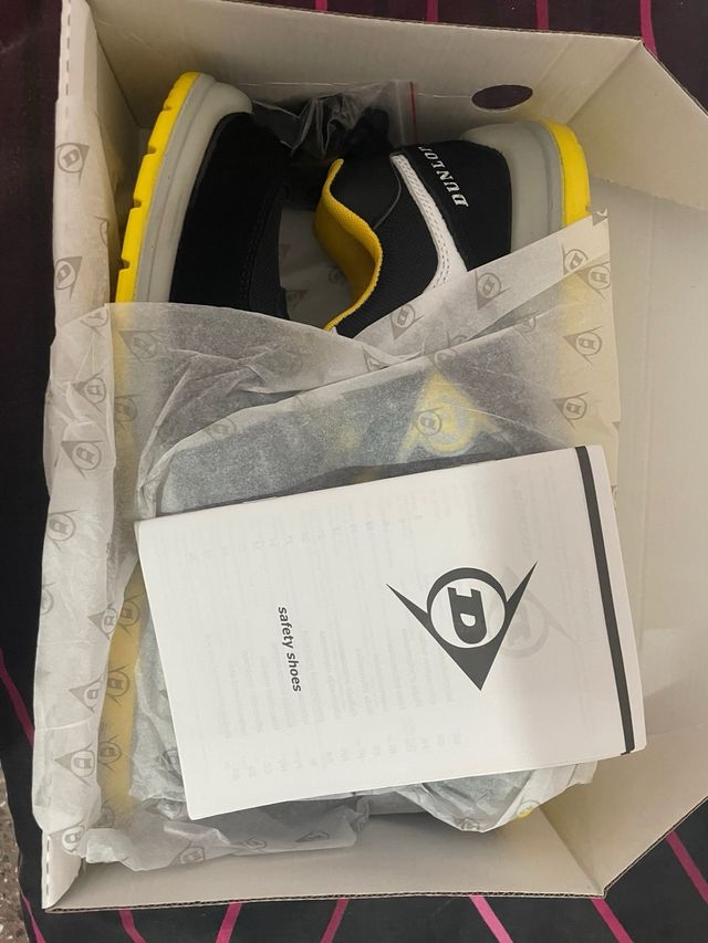 Zapatos de protección Dunlop negros