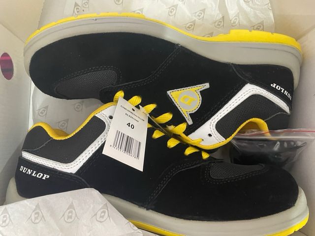 Zapatos de protección Dunlop negros