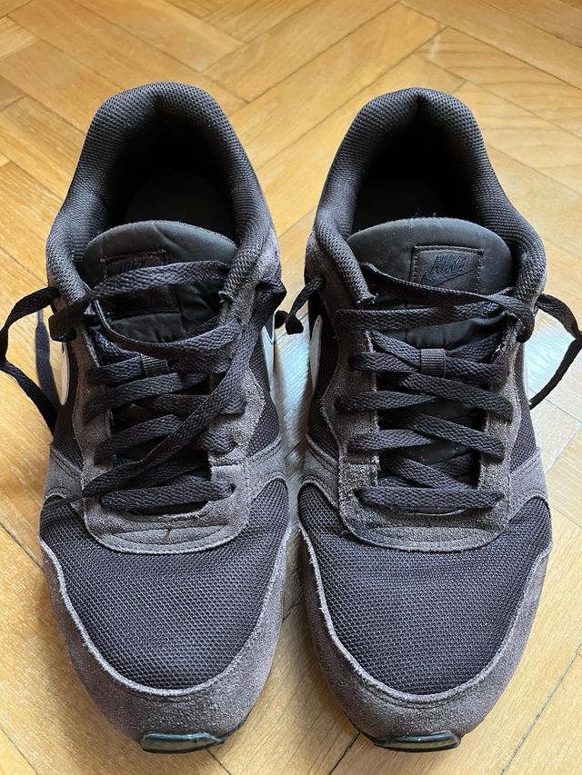 Nike MD Runner 2 Marrón Talla 46