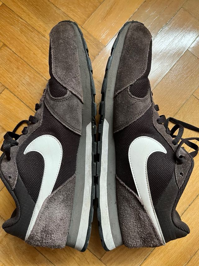 Nike MD Runner 2 Marrón Talla 46