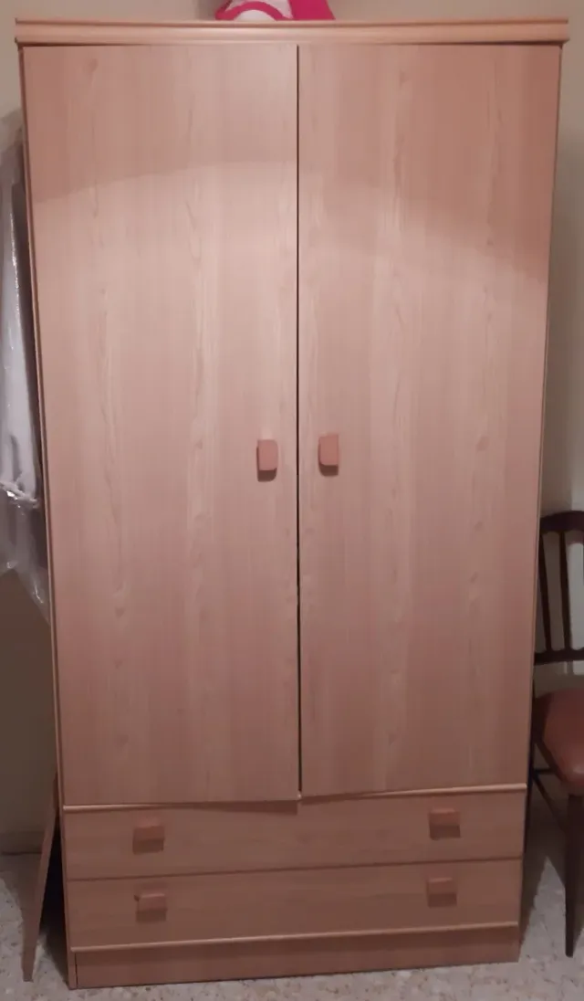 Dormitorio completo con 2 camas