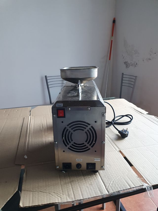 Prensa de Aceite Pequeña - Manual Usuario