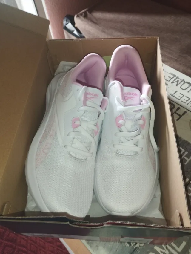 Zapatillas Reebok Blancas y Rosas