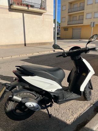 Piaggio Typhoon 50 ciclomotor