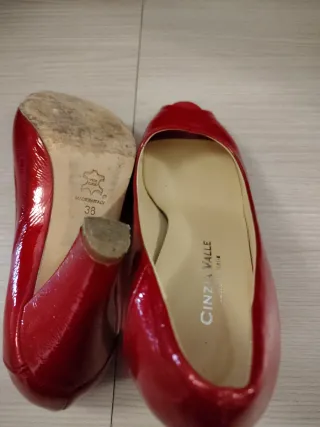 Scarpe rosse peep toe con tacco