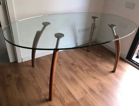 Mesa de comedor cristal y madera