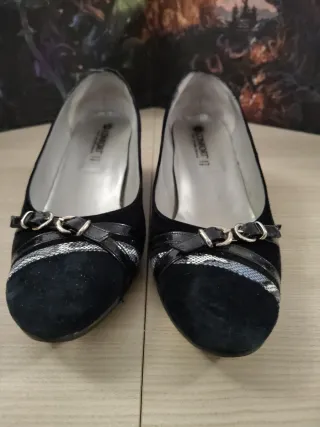 Scarpe con tacco nero camoscio