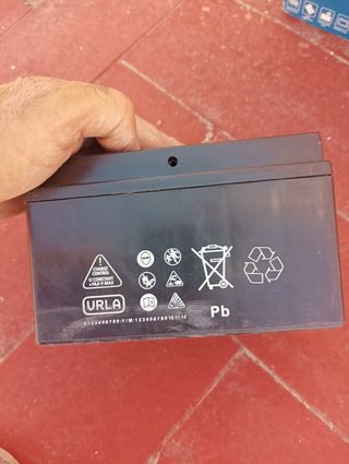 Batería Mercedes-Benz FIAMM 12V 12Ah