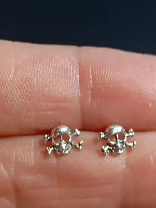 Pendientes Plata Ley Calavera Huesos Cruzados