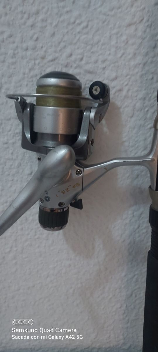 Caña Spinning 2'70 y carrete, leer anun