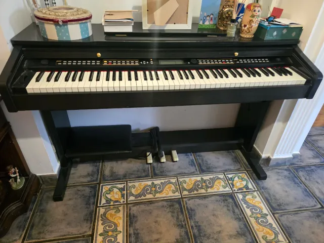 Piano Electrónico Negro