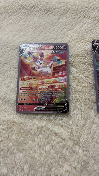 Carta Pokémon Sylveon V - Regalo de Ensueño