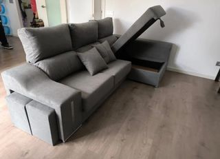 Divano chaiselongue di produzione nazionale, densità 30kg, tessuto rustico aqualine, varie colorazioni, piedi in metallo, chaiselongue con arco ribaltabile, consegna rapida, paga in contanti, sedili estraibili, braccioli e poggiatesta con meccanismo.