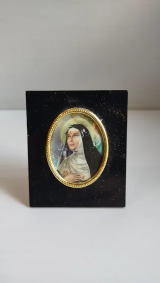 Decorazione religiosa su base nera