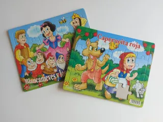 Lote de 13 cuentos y 2 puzzles