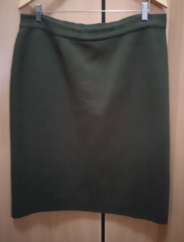 Faldas de invierno Talla 50 + blusa talla 48