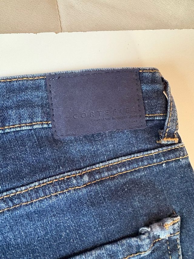 Vaqueros Pitillo Cortefiel Bordados