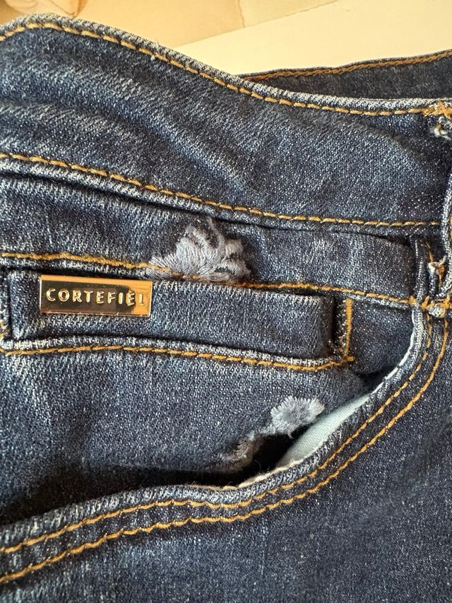 Vaqueros Pitillo Cortefiel Bordados