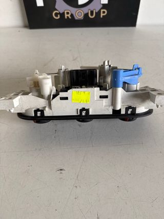 Mando climatizador Renault Trafic 3 : T1032613B