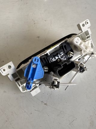 Mando climatizador Renault Trafic 3 : T1032613B