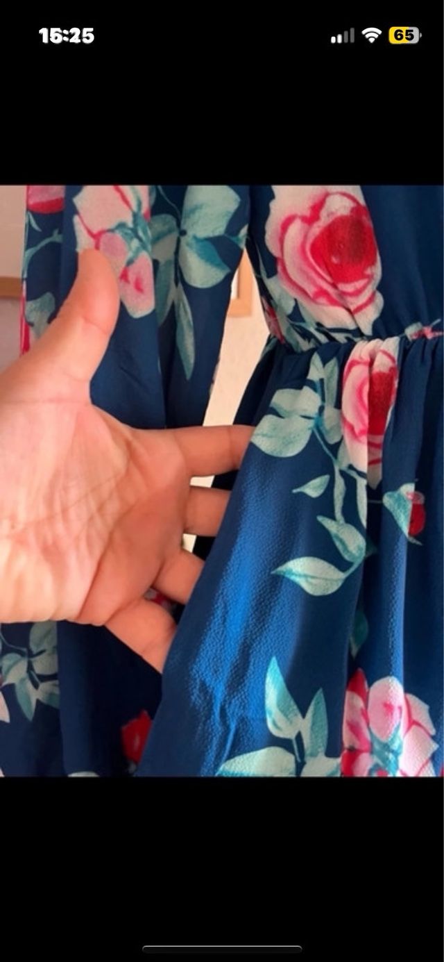 Vestido estampado floral azul y rosa 