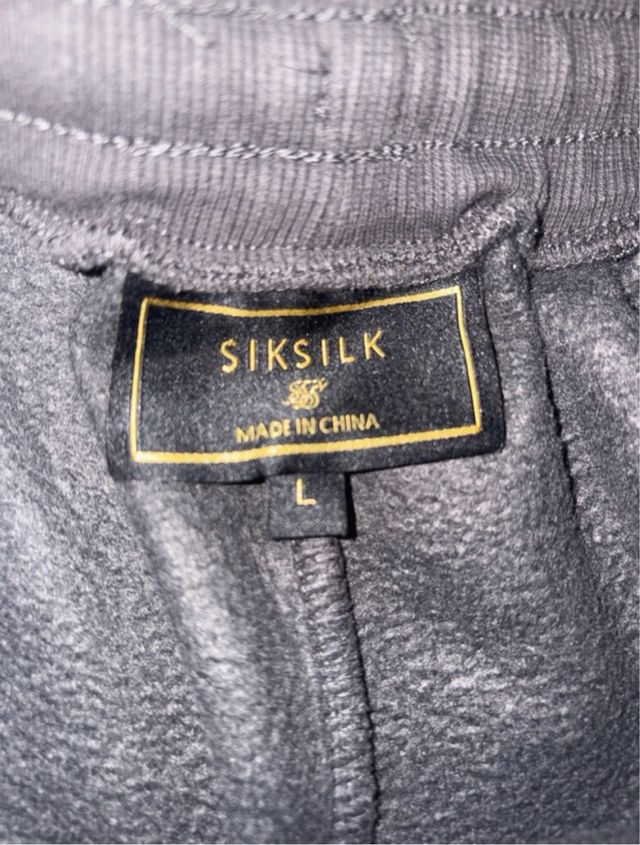 Pantalón SikSilk gris oscuro