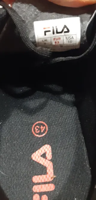 Scarpe sportive Fila uomo nere e rosse