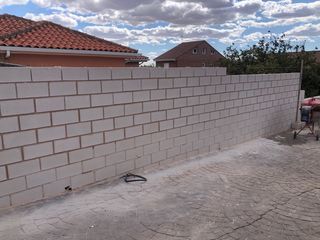 Ladrillos de hormigón para construcción