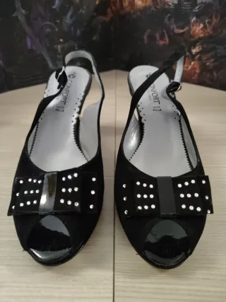 Scarpe donna Comfort nere con fiocco