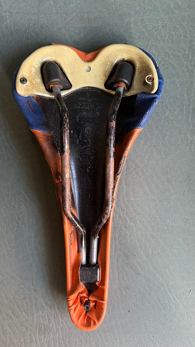 Selim bicicleta vintage