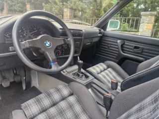 BMW 325i e30 Coupe