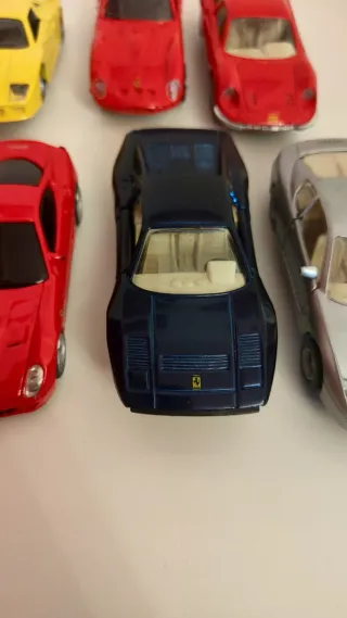 Lotto 8 modellini auto Ferrari