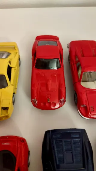 Lotto 8 modellini auto Ferrari