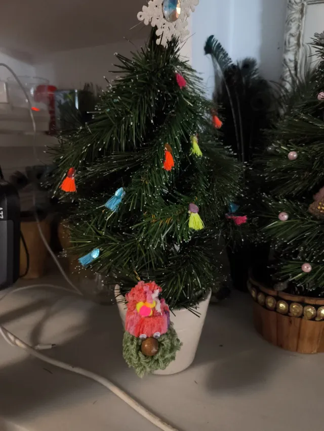 Árvores de Natal Decoradas. Feitas com AMOR 55cm