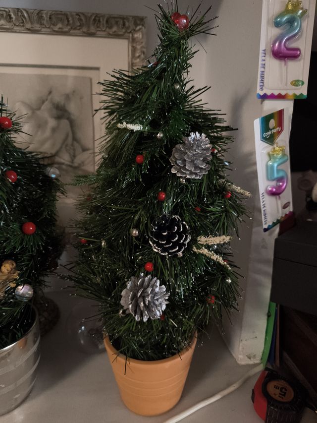 Árvores de Natal Decoradas. Feitas com AMOR 55cm