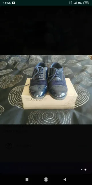 Zapatos azules de vestir