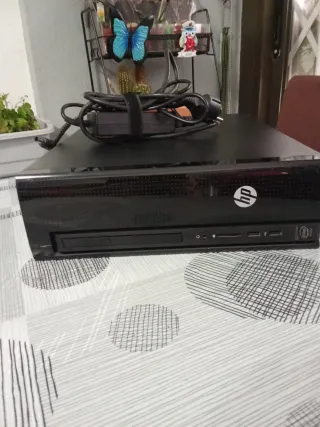 PC Slim HP Intel Negro