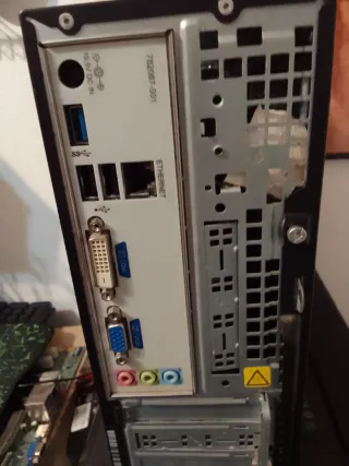 PC Slim HP Intel Negro