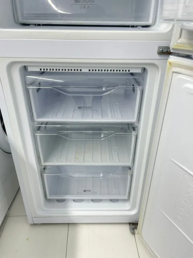 Nevera Indesit Combi Blanca