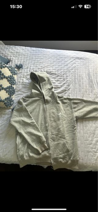 Sudadera Corteiz Gris sin usar