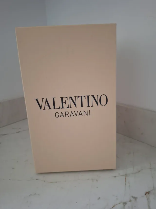 Scatola Valentino Garavani Beige