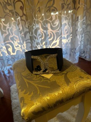 Cinturone firmato Double con cristalli