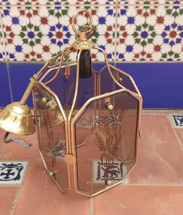 Lámpara de techo cristal y metal dorado