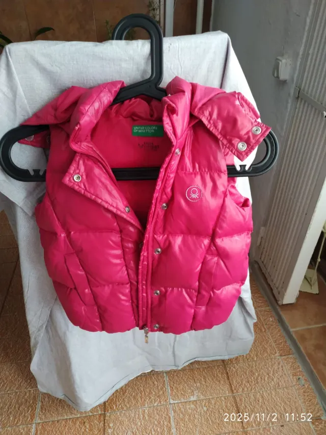 Chaqueta floral con capucha 4 a 5 años