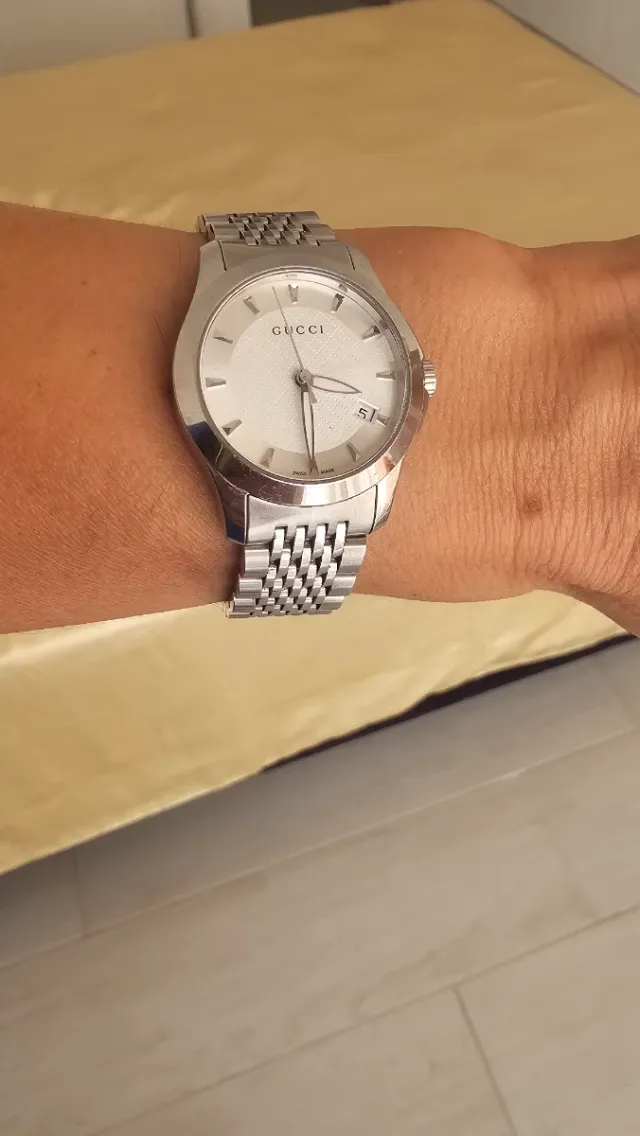 Reloj Gucci Plata y Blanco